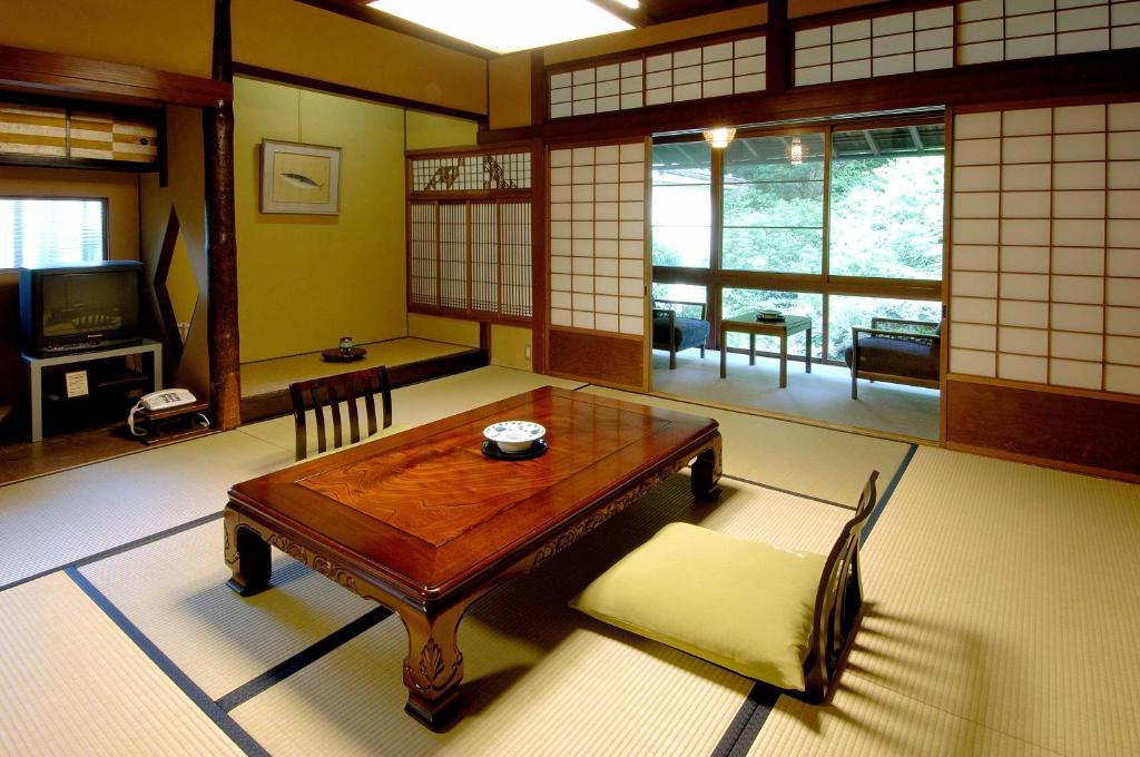 Yutouya Ryokan Toyooka  Zimmer foto